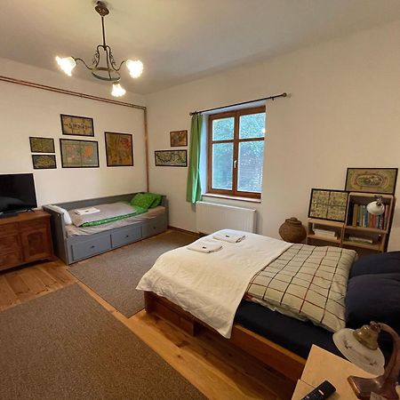 Rustic Cottage & Garden Retreat On Buda Hilltop 부다페스트 외부 사진