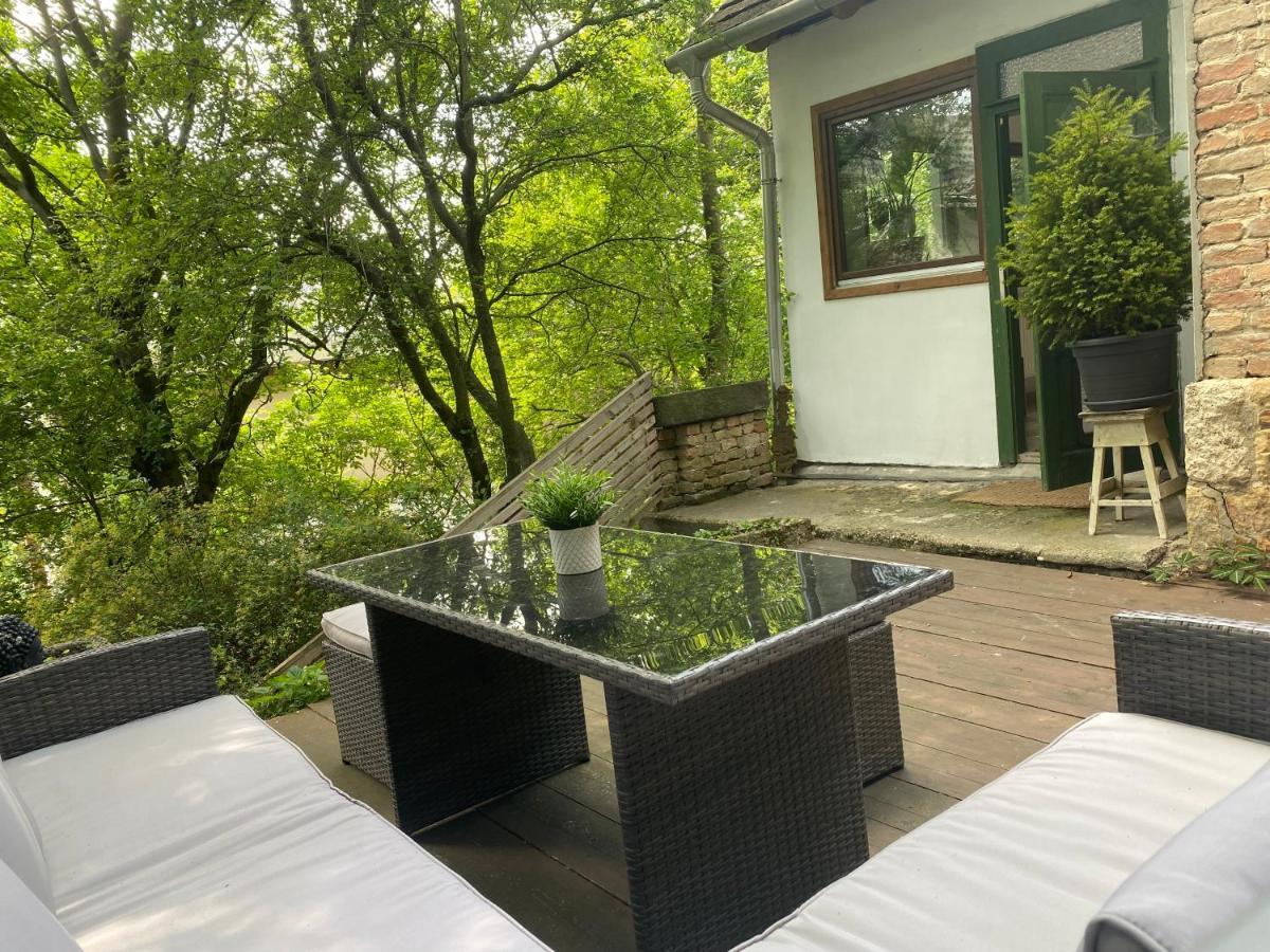 Rustic Cottage & Garden Retreat On Buda Hilltop 부다페스트 외부 사진