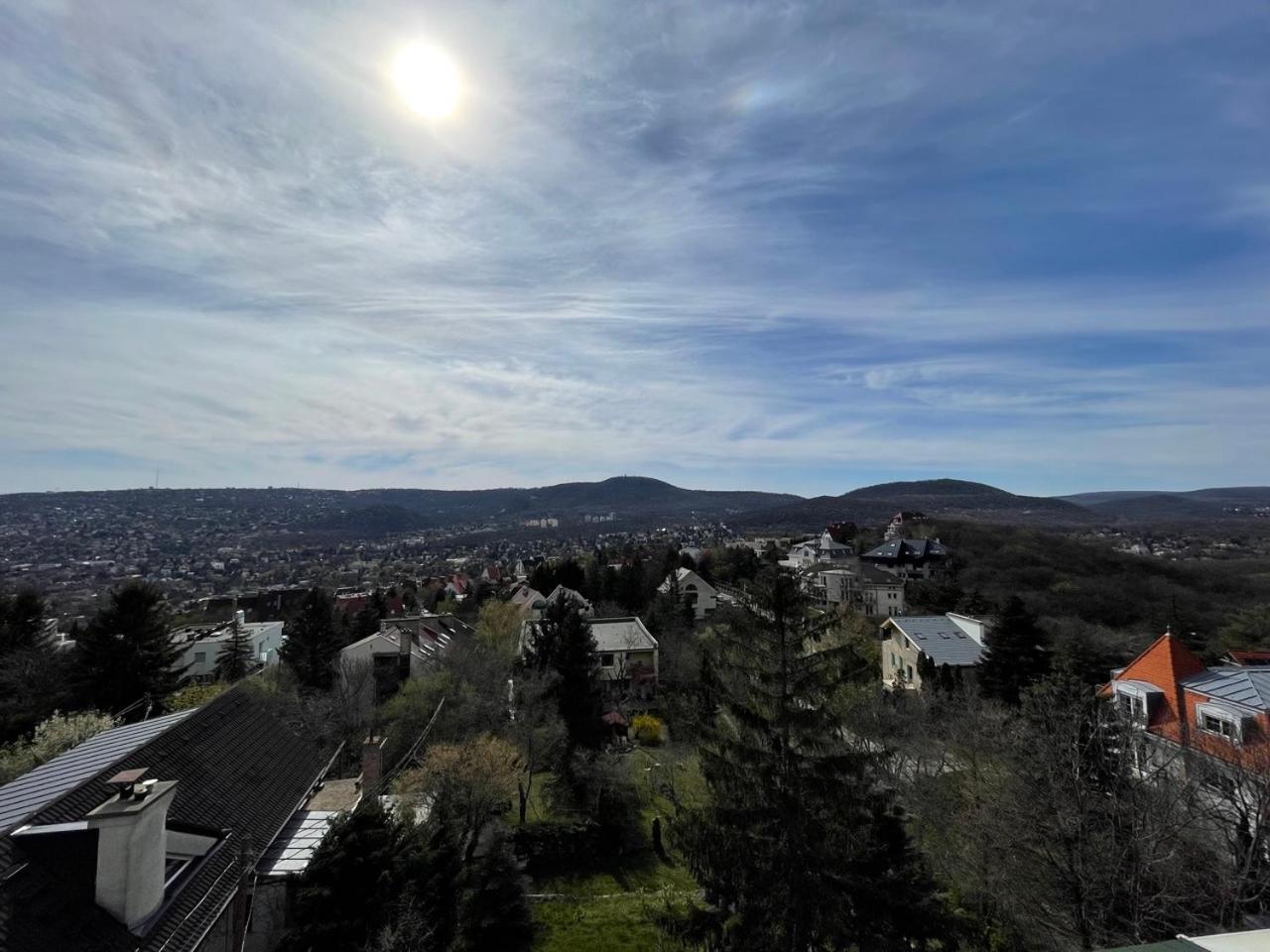 Rustic Cottage & Garden Retreat On Buda Hilltop 부다페스트 외부 사진